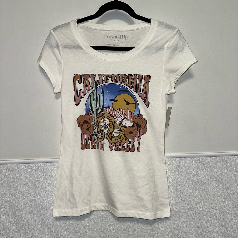 Wound Up T-Shirt Size Medium White Graphic Tee California Death Valley New - Picture 9 of 10